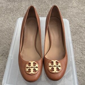 Tory Burch Brown Leather Flats with Gold Logo